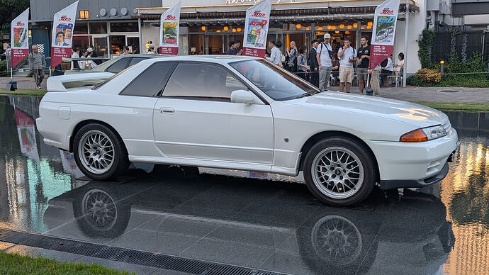 1000009894