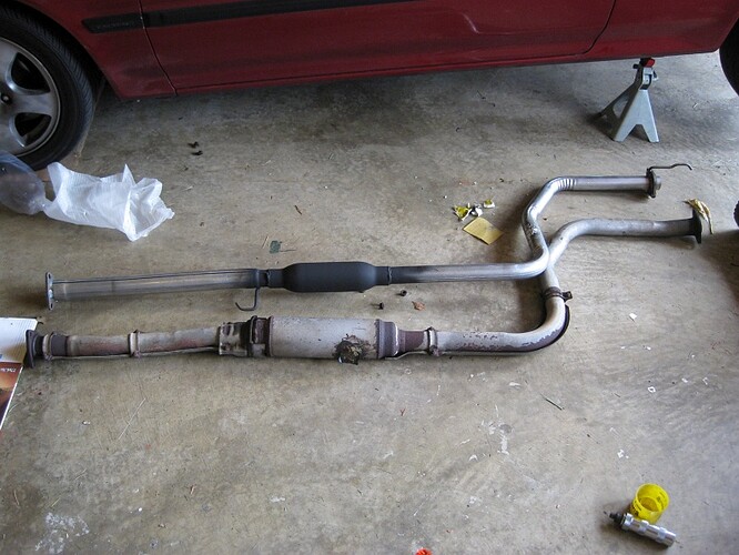 exhaustinstall_01.jpg