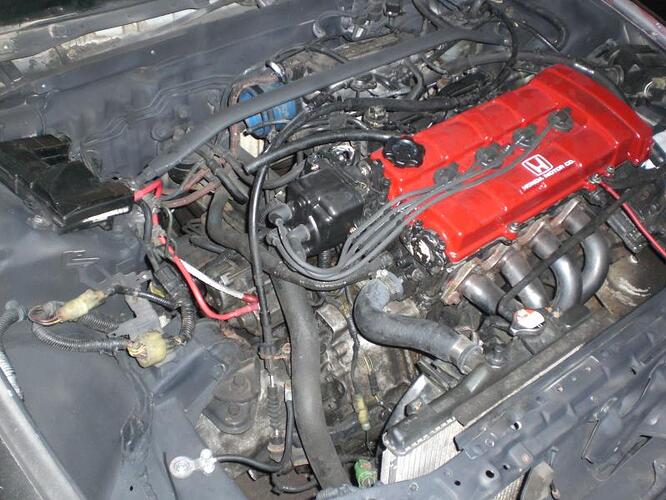 ugly valve cover when I 1st got it.jpg