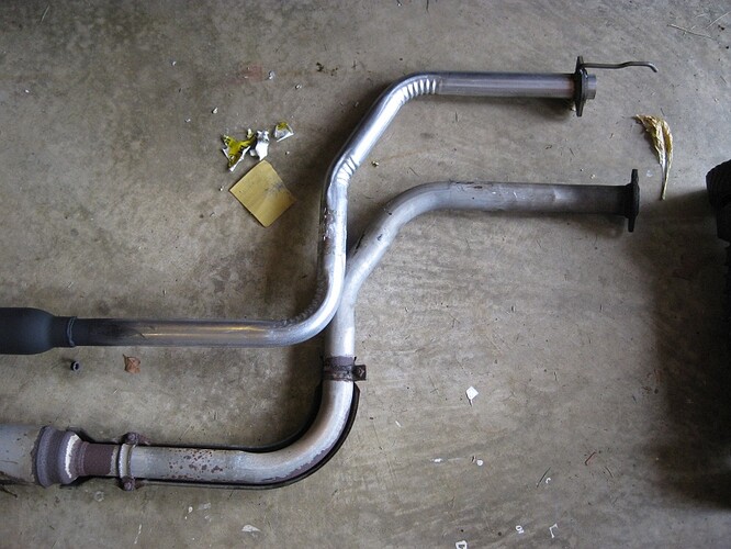 exhaustinstall_03.jpg