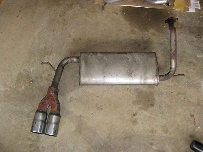 exhaustinstall_06.jpg